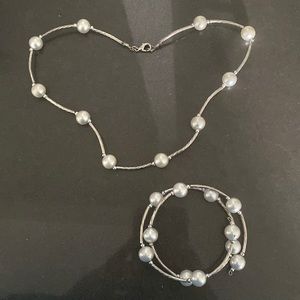 Pearl Necklace and Bracelet Bangle